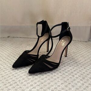 Mix No. 6 Black Pointed T-Strap Stiletto Heels